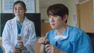 Shin Hyun-been and Yoo Yeon-seok in Hospital Playlist | Image via CJ ENM